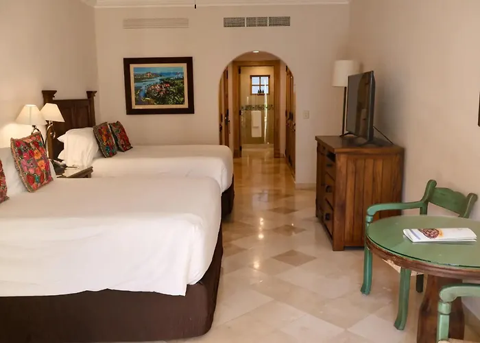 Gorgeous In Cabo With Ocean And Lands End View, Private Swimmable Beach, Pools, Sleeps 8 Aparthotel