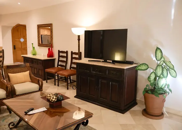 Gorgeous In Cabo With Ocean And Lands End View, Private Swimmable Beach, Pools, Sleeps 8 Aparthotel