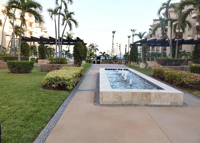 Gorgeous In Cabo With Ocean And Lands End View, Private Swimmable Beach, Pools, Sleeps 8 Cabo San Lucas