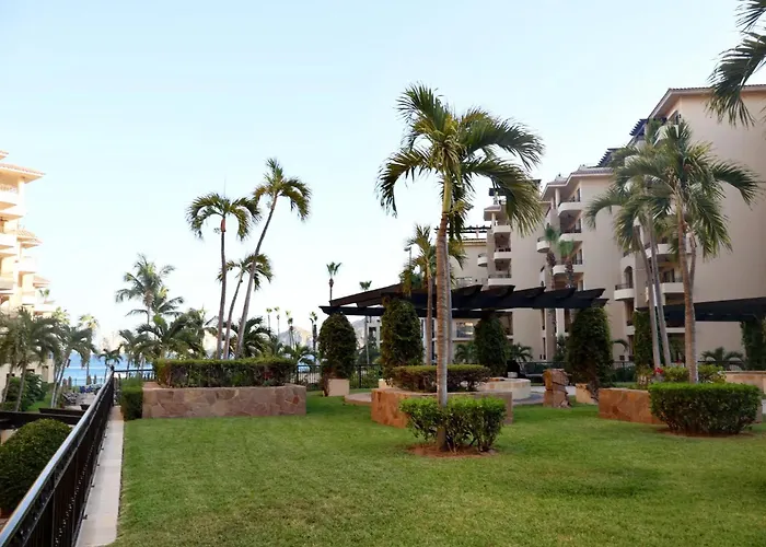 Gorgeous In Cabo With Ocean And Lands End View, Private Swimmable Beach, Pools, Sleeps 8 Aparthotel